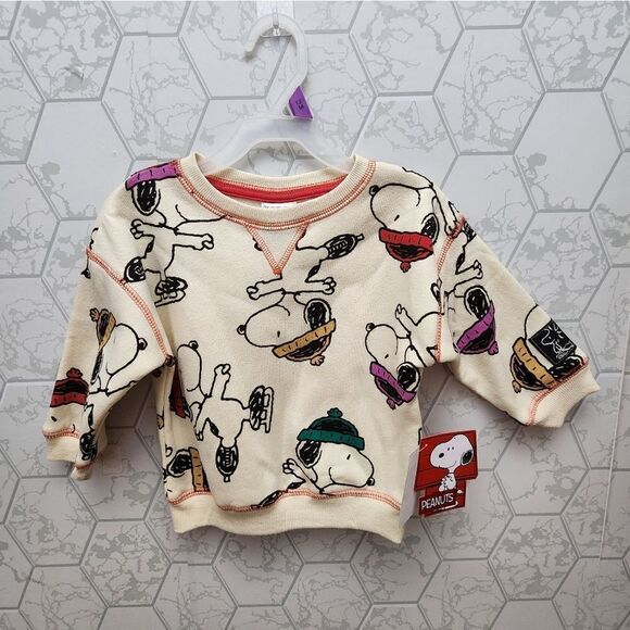 Nwt Boy or Girl Unisex Peanuts Snoopy Crewneck Sweatshirt - Picture 5 of 8